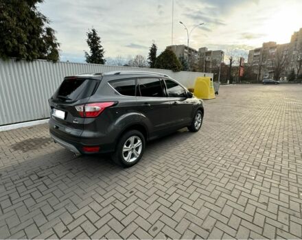 Серый Форд Куга, объемом двигателя 2 л и пробегом 82 тыс. км за 18800 $, фото 1 на Automoto.ua