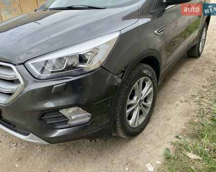 Форд Куга 2019 в Ивано-Франковске на Automoto.ua Серый Форд Куга, объемом двигателя 2 л и пробегом 72 тыс. км за 19800 $, фото 11 на Automoto.ua