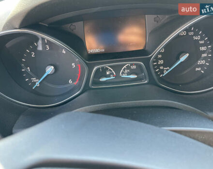 Форд Куга 2019 в Шепетовке на Automoto.ua Серый Форд Куга, объемом двигателя 2 л и пробегом 245 тыс. км за 16000 $, фото 12 на Automoto.ua