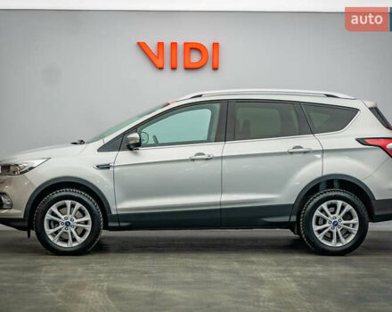 Серый Форд Куга, объемом двигателя 2 л и пробегом 128 тыс. км за 17705 $, фото 2 на Automoto.ua