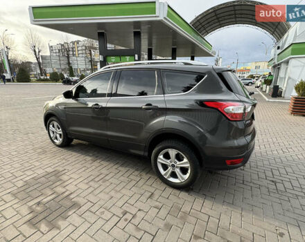 Форд Куга 2019 в Ивано-Франковске на Automoto.ua Серый Форд Куга, объемом двигателя 2 л и пробегом 72 тыс. км за 19800 $, фото 3 на Automoto.ua