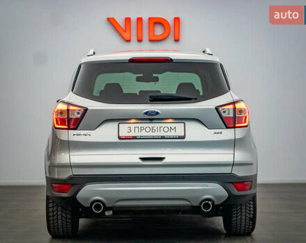 Серый Форд Куга, объемом двигателя 2 л и пробегом 128 тыс. км за 17705 $, фото 5 на Automoto.ua