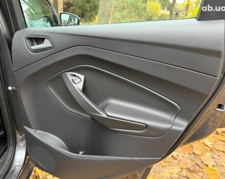 Серый Форд Куга, объемом двигателя 1.5 л и пробегом 36 тыс. км за 19990 $, фото 18 на Automoto.ua