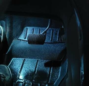 Серый Форд Куга, объемом двигателя 1.5 л и пробегом 101 тыс. км за 18200 $, фото 14 на Automoto.ua