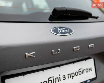 Сірий Форд Куга, об'ємом двигуна 2 л та пробігом 78 тис. км за 23990 $, фото 17 на Automoto.ua