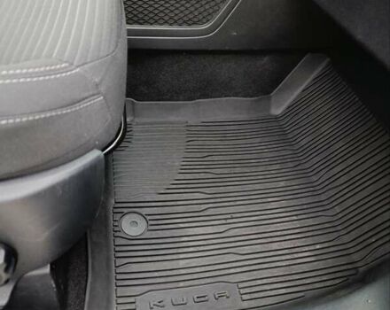 Серый Форд Куга, объемом двигателя 1.5 л и пробегом 54 тыс. км за 22500 $, фото 16 на Automoto.ua