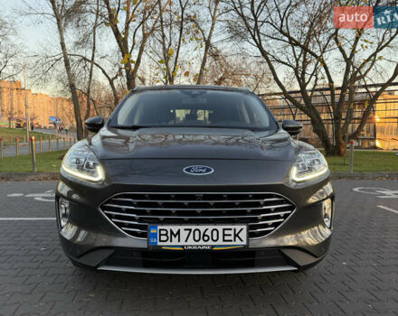 Серый Форд Куга, объемом двигателя 1.5 л и пробегом 142 тыс. км за 20500 $, фото 1 на Automoto.ua
