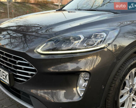Серый Форд Куга, объемом двигателя 1.5 л и пробегом 142 тыс. км за 20500 $, фото 25 на Automoto.ua