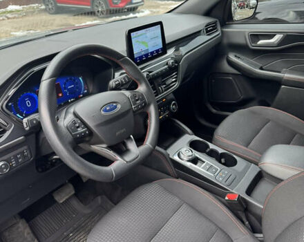 Серый Форд Куга, объемом двигателя 1.5 л и пробегом 61 тыс. км за 27000 $, фото 6 на Automoto.ua