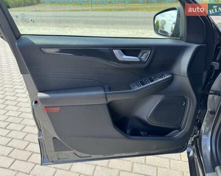 Форд Куга 2021 у Червонограде на Automoto.ua Сірий Форд Куга, об'ємом двигуна 2 л та пробігом 232 тис. км за 22470 $, фото 31 на Automoto.ua