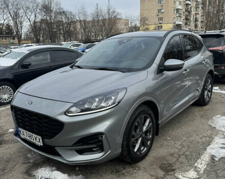 Серый Форд Куга, объемом двигателя 1.5 л и пробегом 61 тыс. км за 27000 $, фото 2 на Automoto.ua