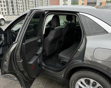 Серый Форд Куга, объемом двигателя 1.5 л и пробегом 68 тыс. км за 22500 $, фото 17 на Automoto.ua