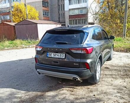 Серый Форд Куга, объемом двигателя 1.5 л и пробегом 80 тыс. км за 22700 $, фото 2 на Automoto.ua