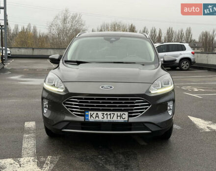 Серый Форд Куга, объемом двигателя 1.5 л и пробегом 68 тыс. км за 22500 $, фото 8 на Automoto.ua