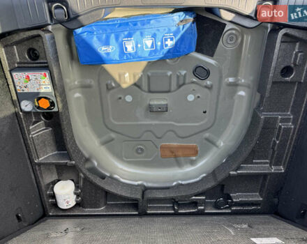 Форд Куга 2021 у Червонограде на Automoto.ua Сірий Форд Куга, об'ємом двигуна 2 л та пробігом 232 тис. км за 22470 $, фото 22 на Automoto.ua