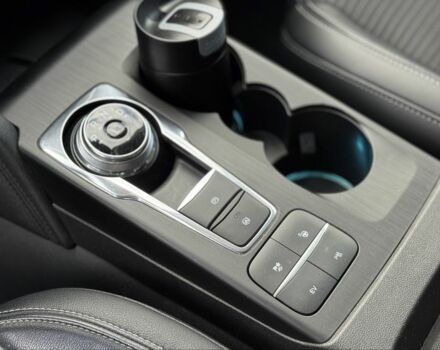 Форд Куга 2021 у Львові на Automoto.ua Сірий Форд Куга, об'ємом двигуна 2.5 л та пробігом 196 тис. км за 20900 $, фото 2 на Automoto.ua