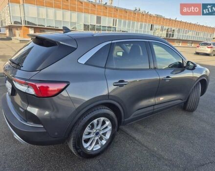 Сірий Форд Куга, об'ємом двигуна 2.49 л та пробігом 27 тис. км за 27200 $, фото 36 на Automoto.ua