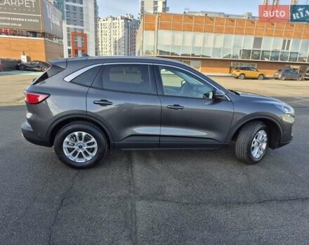 Сірий Форд Куга, об'ємом двигуна 2.49 л та пробігом 27 тис. км за 27200 $, фото 41 на Automoto.ua