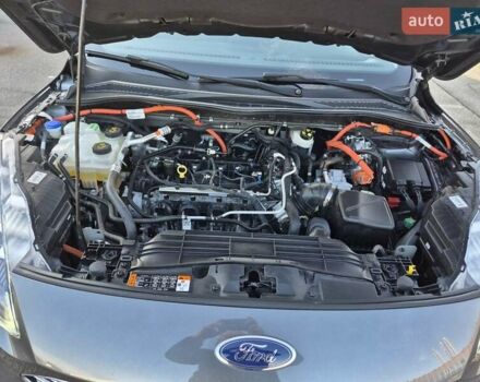 Сірий Форд Куга, об'ємом двигуна 2.49 л та пробігом 27 тис. км за 27200 $, фото 13 на Automoto.ua