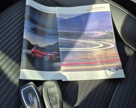 Сірий Форд Куга, об'ємом двигуна 2.49 л та пробігом 27 тис. км за 27200 $, фото 2 на Automoto.ua