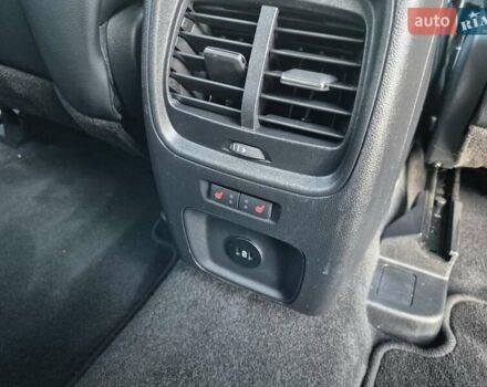 Сірий Форд Куга, об'ємом двигуна 2.49 л та пробігом 27 тис. км за 27200 $, фото 28 на Automoto.ua