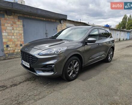 Серый Форд Куга, объемом двигателя 1.5 л и пробегом 43 тыс. км за 15700 $, фото 6 на Automoto.ua