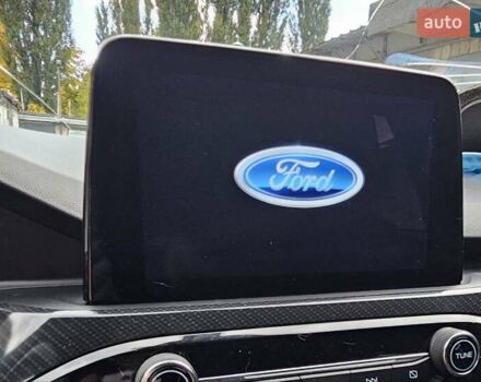 Серый Форд Куга, объемом двигателя 1.5 л и пробегом 43 тыс. км за 15700 $, фото 28 на Automoto.ua