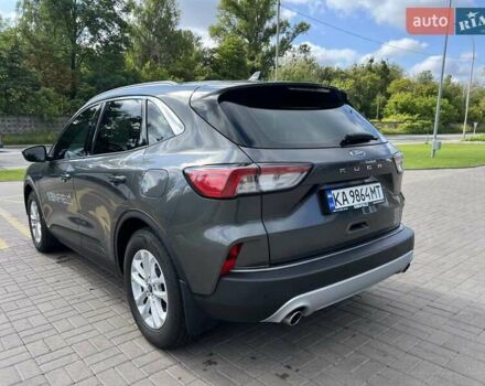 Серый Форд Куга, объемом двигателя 2 л и пробегом 23 тыс. км за 32000 $, фото 3 на Automoto.ua