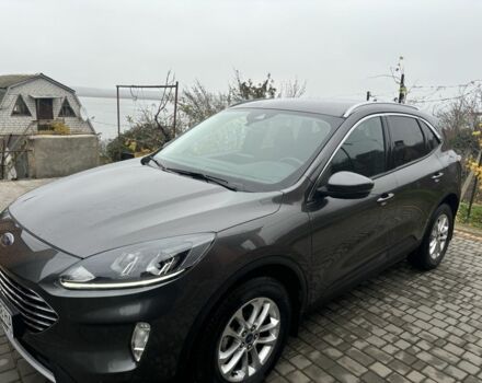 Серый Форд Куга, объемом двигателя 1.5 л и пробегом 26 тыс. км за 24700 $, фото 3 на Automoto.ua