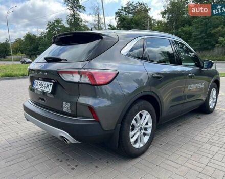Серый Форд Куга, объемом двигателя 2 л и пробегом 23 тыс. км за 32000 $, фото 9 на Automoto.ua