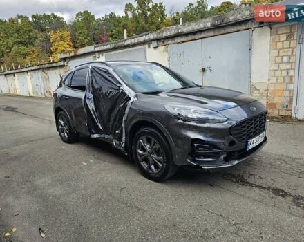 Серый Форд Куга, объемом двигателя 1.5 л и пробегом 43 тыс. км за 15700 $, фото 18 на Automoto.ua