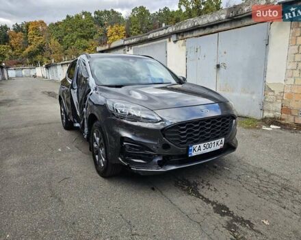 Серый Форд Куга, объемом двигателя 1.5 л и пробегом 43 тыс. км за 15700 $, фото 8 на Automoto.ua