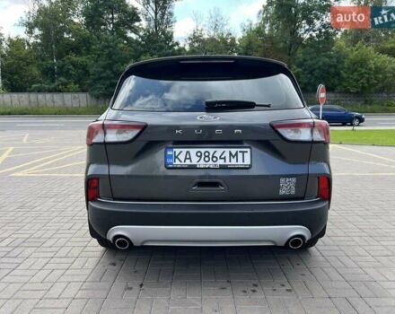 Серый Форд Куга, объемом двигателя 2 л и пробегом 23 тыс. км за 32000 $, фото 4 на Automoto.ua