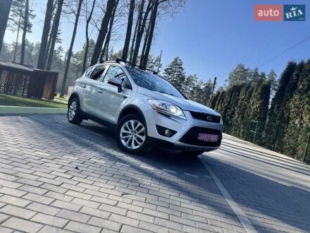 Форд Куга 2008 в Шепетовке на Automoto.ua Серый Форд Куга, объемом двигателя 2 л и пробегом 217 тыс. км за 9900 $, фото 1 на Automoto.ua