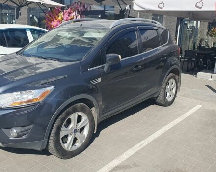 Сірий Форд Куга, об'ємом двигуна 2 л та пробігом 230 тис. км за 8200 $, фото 1 на Automoto.ua