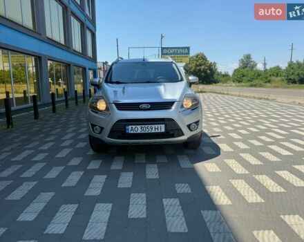 Серый Форд Куга, объемом двигателя 2 л и пробегом 285 тыс. км за 8000 $, фото 1 на Automoto.ua