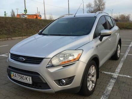 Серый Форд Куга, объемом двигателя 2.52 л и пробегом 179 тыс. км за 9800 $, фото 1 на Automoto.ua