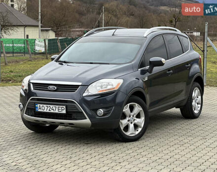 Серый Форд Куга, объемом двигателя 2 л и пробегом 277 тыс. км за 8800 $, фото 1 на Automoto.ua