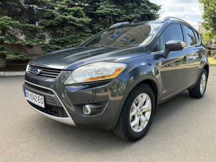 Форд Куга 2010 в Николаеве на Automoto.ua Серый Форд Куга, объемом двигателя 2.52 л и пробегом 167 тыс. км за 12500 $, фото 1 на Automoto.ua