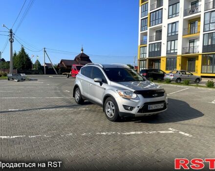 Сірий Форд Куга, об'ємом двигуна 2 л та пробігом 270 тис. км за 9400 $, фото 1 на Automoto.ua