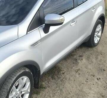 Серый Форд Куга, объемом двигателя 2.5 л и пробегом 230 тыс. км за 10300 $, фото 1 на Automoto.ua