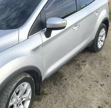 Серый Форд Куга, объемом двигателя 2.5 л и пробегом 230 тыс. км за 10300 $, фото 1 на Automoto.ua