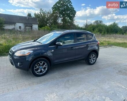 Серый Форд Куга, объемом двигателя 2 л и пробегом 260 тыс. км за 8100 $, фото 1 на Automoto.ua