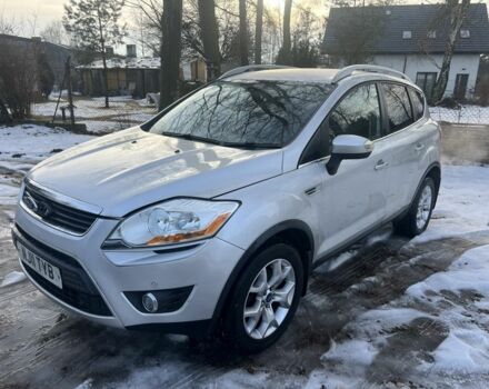 Серый Форд Куга, объемом двигателя 2 л и пробегом 152 тыс. км за 2999 $, фото 1 на Automoto.ua