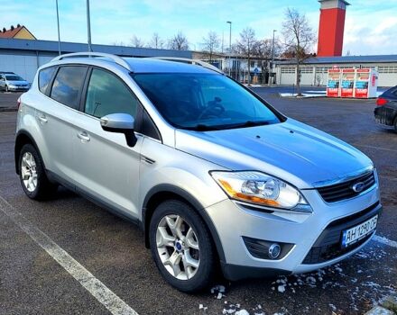 Серый Форд Куга, объемом двигателя 2 л и пробегом 17200 тыс. км за 8500 $, фото 1 на Automoto.ua