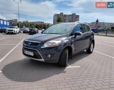 Серый Форд Куга, объемом двигателя 2 л и пробегом 200 тыс. км за 11900 $, фото 1 на Automoto.ua