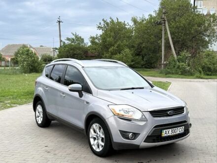 Серый Форд Куга, объемом двигателя 2 л и пробегом 280 тыс. км за 10000 $, фото 1 на Automoto.ua