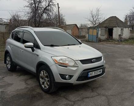 Серый Форд Куга, объемом двигателя 2 л и пробегом 202 тыс. км за 10200 $, фото 1 на Automoto.ua