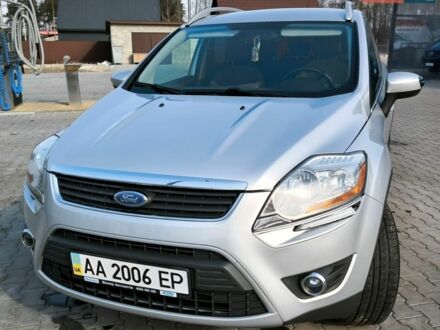 Сірий Форд Куга, об'ємом двигуна 2 л та пробігом 300 тис. км за 9907 $, фото 1 на Automoto.ua