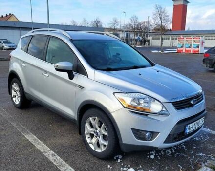 Серый Форд Куга, объемом двигателя 2 л и пробегом 172 тыс. км за 8500 $, фото 1 на Automoto.ua